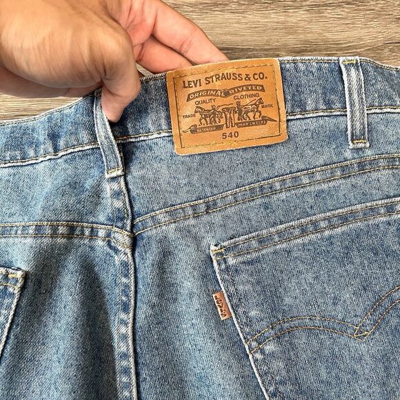 Vintage Levi's 540 1990s Relaxed Fit Jeans Made in USA Men 36x29 Brown Tab - Picture 12 of 12